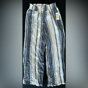 Blue and cream linen pants